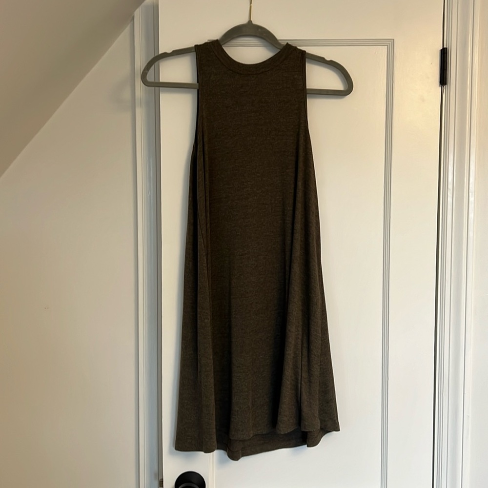 Ribbed Shift Dress, Size Medium
